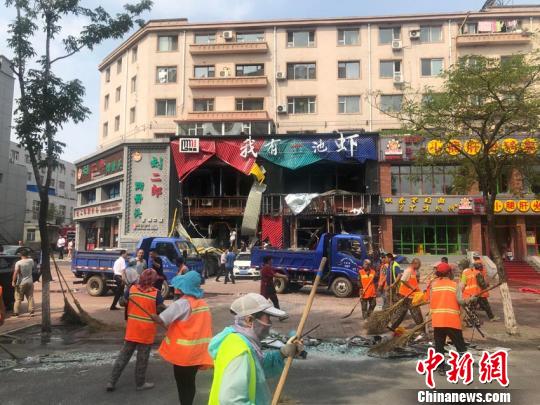 吉林市一饭店发生爆燃多名路人受伤